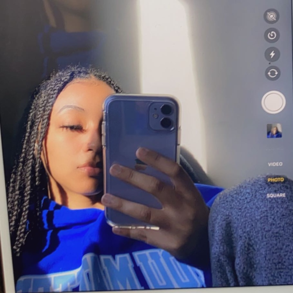 Meet your Posher, Lailah